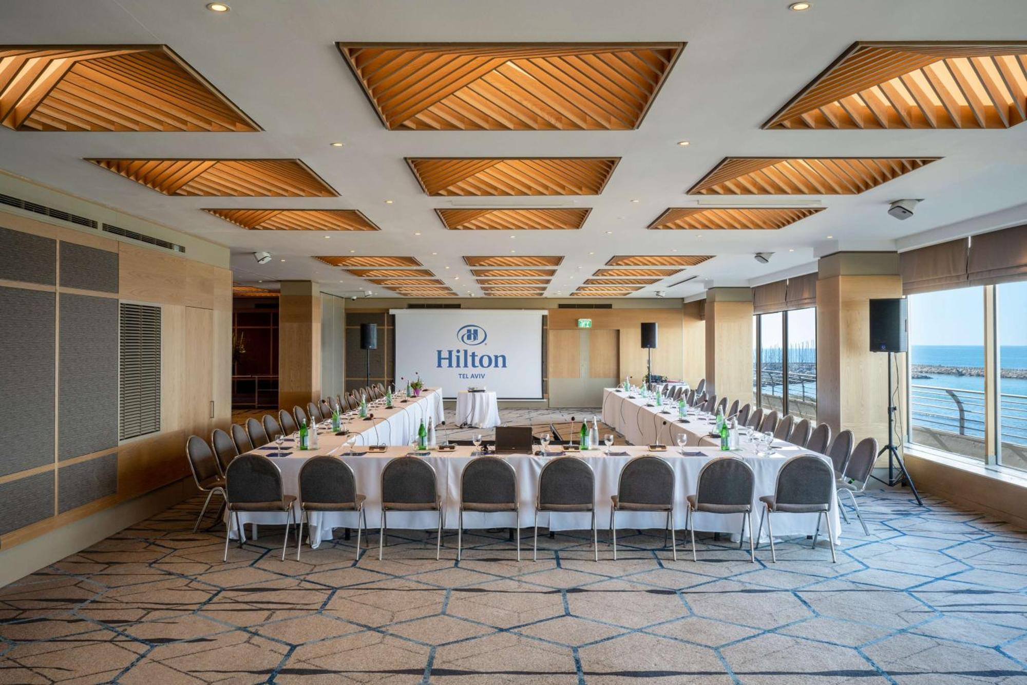 Hotel The Vista At Hilton 4*